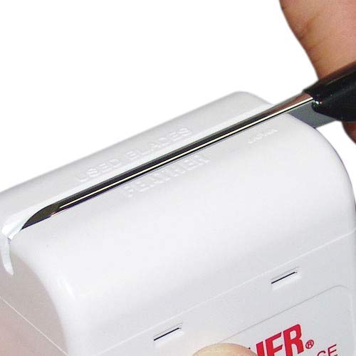 Feather Styling Razor Disposal Case - Image 6